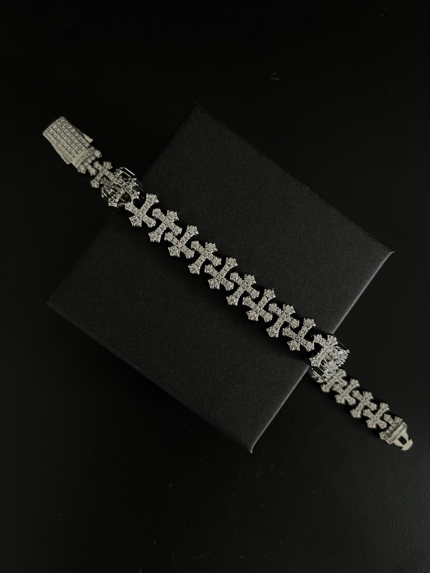 BRACELET CROSS CRISTAL